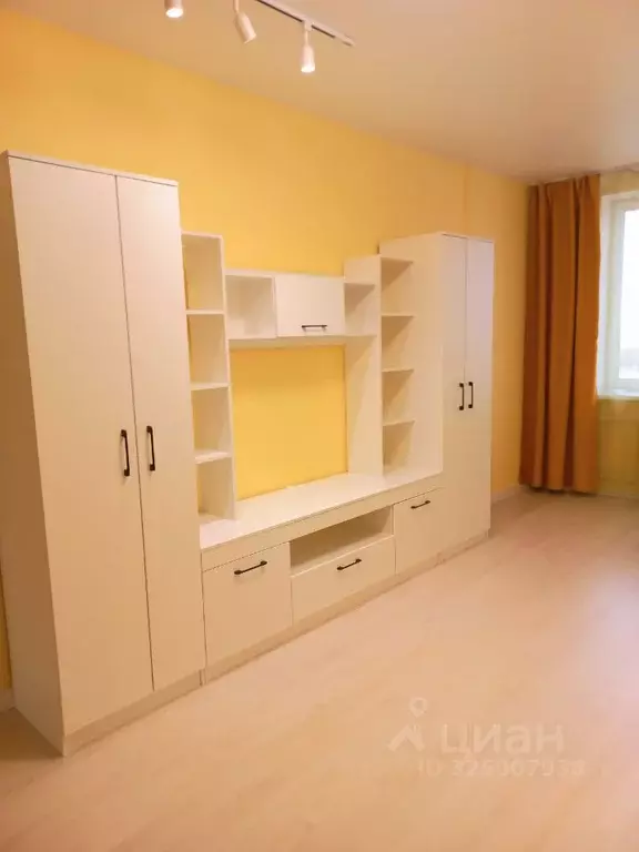 2-к кв. Московская область, Химки Планерная мкр, 23 (75.0 м) - Фото 0