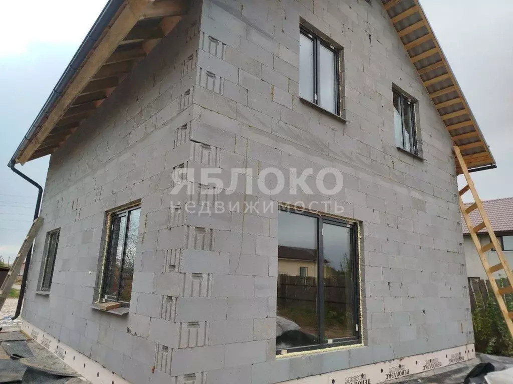 Дом в Усолье, улица Солеваров, 248А (109.3 м) - Фото 1