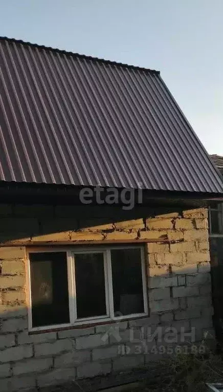 Дом в Алтайский край, Бийск ул. Революции, 64 (98 м) - Фото 1
