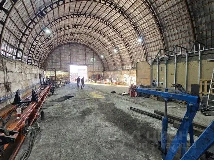 Производственное помещение в Севастополь ул. Токарева, 2 (1700 м) - Фото 1
