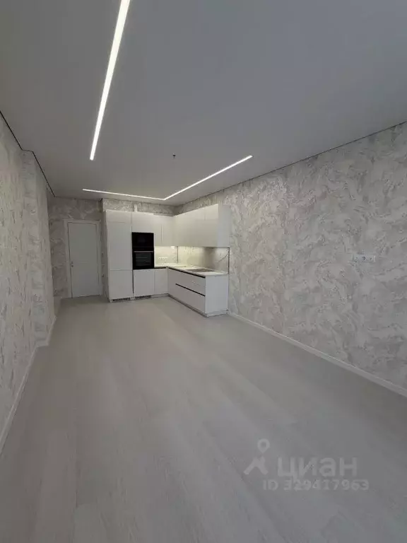 3-к кв. Свердловская область, Екатеринбург ул. Нагорная, 16 (90.0 м) - Фото 1