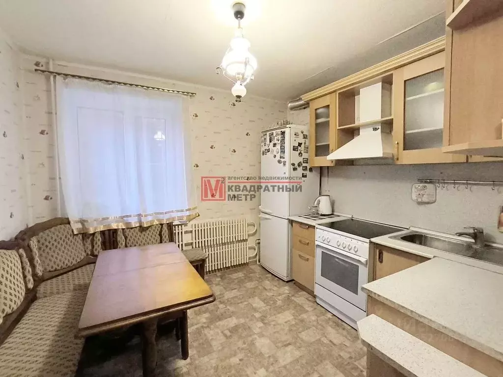2-к кв. Белгородская область, Старый Оскол Дубрава мкр, 1 кв-л, 15 ... - Фото 0