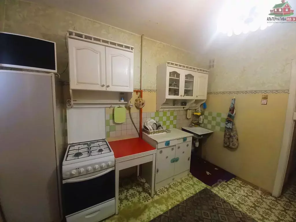 2-к кв. Волгоградская область, Волгоград ул. Репина, 3 (50.7 м) - Фото 1