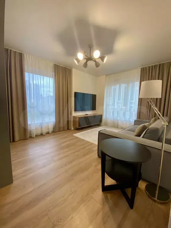 2-к. квартира, 50 м, 10/33 эт. - Фото 0