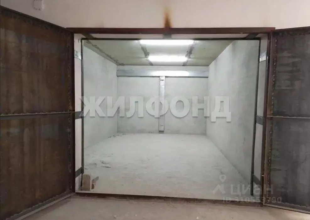 Гараж в Томская область, Томск Комсомольский просп., 68/6 (22 м) - Фото 0