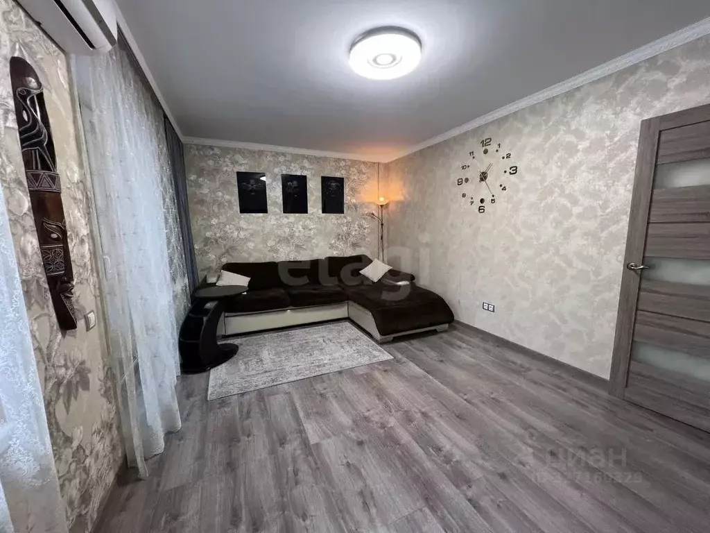 2-к кв. Тюменская область, Тюмень ул. Газовиков, 65 (57.0 м) - Фото 1