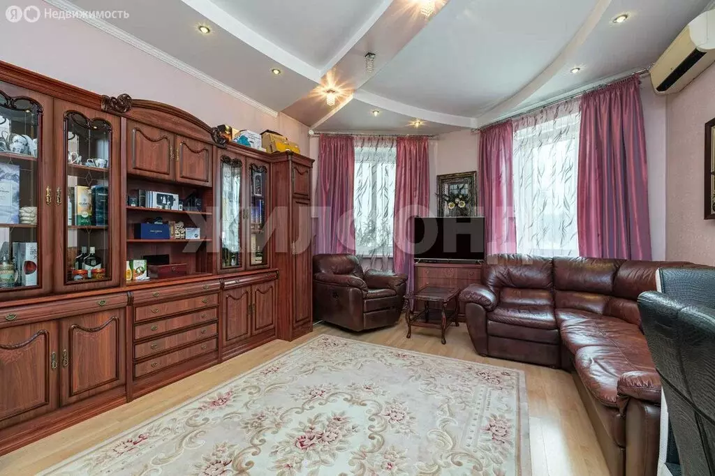 2-комнатная квартира: Новосибирск, улица Кирова, 27 (80.9 м) - Фото 1