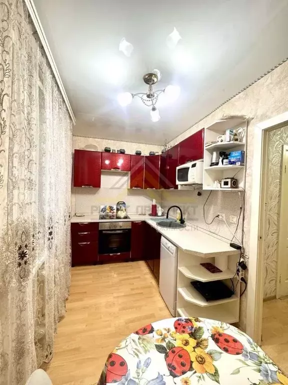 3-к кв. Белгородская область, Старый Оскол Заречье мкр, 14 (74.0 м) - Фото 2