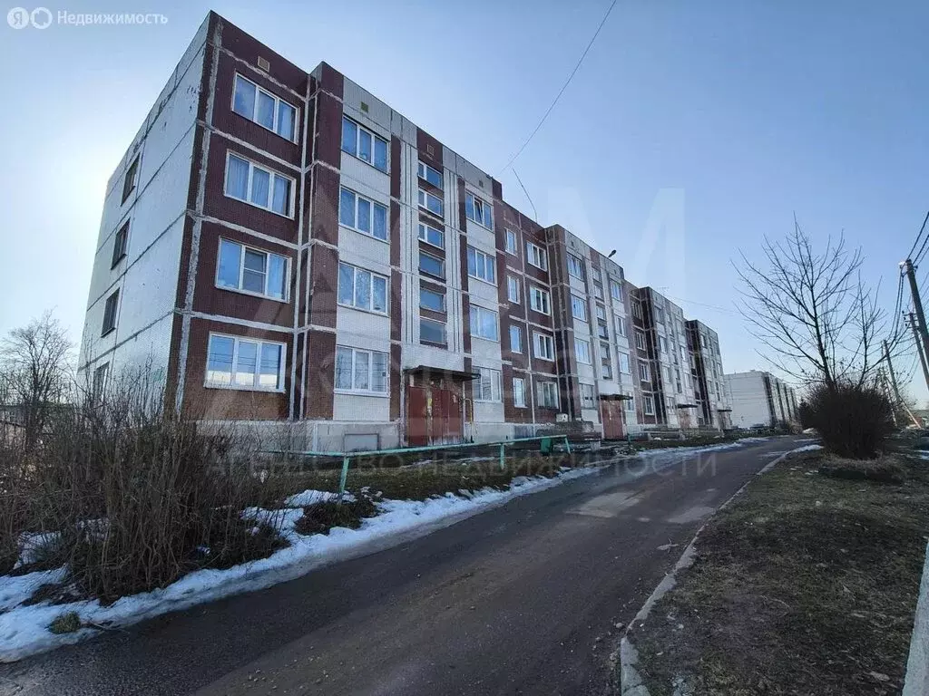 4-комнатная квартира: посёлок Запорожское, Советская улица, 8 (73.9 м) - Фото 1