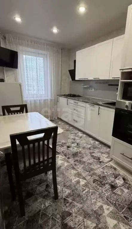 3-к кв. Татарстан, Казань ул. Хайдара Бигичева, 2 (68.3 м) - Фото 1