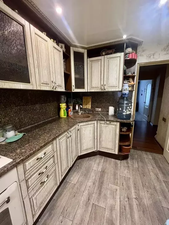 3-к кв. Пермский край, Краснокамск ул. Калинина, 16 (60.0 м) - Фото 1