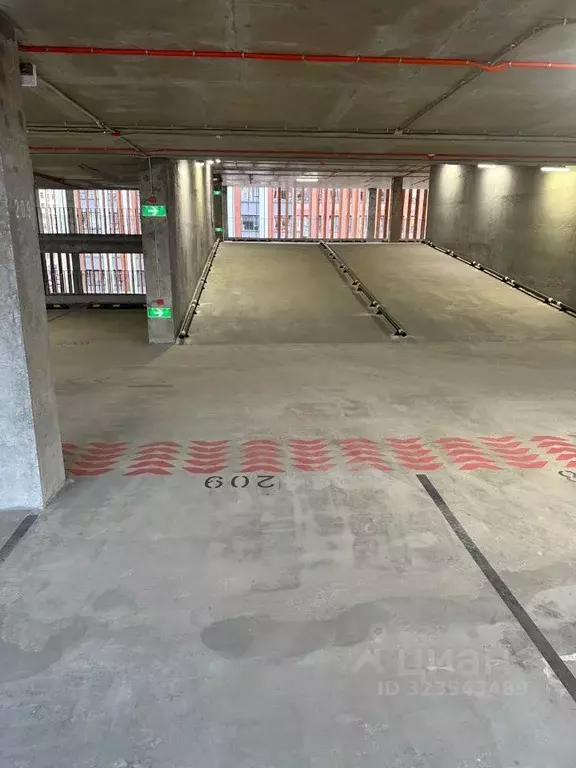 Гараж в Московская область, Ленинский городской округ, д. Сапроново ... - Фото 1