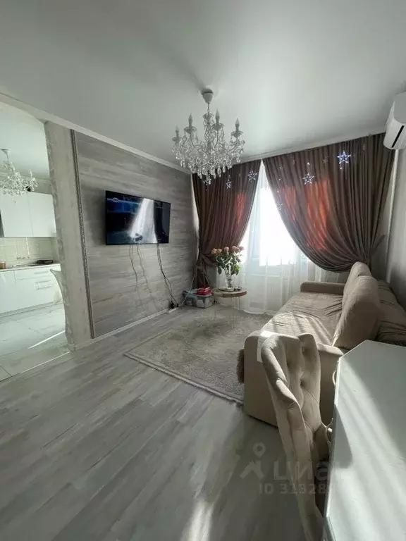 1-к кв. Омская область, Омск ул. Красный Путь, 103к3 (40.0 м) - Фото 1