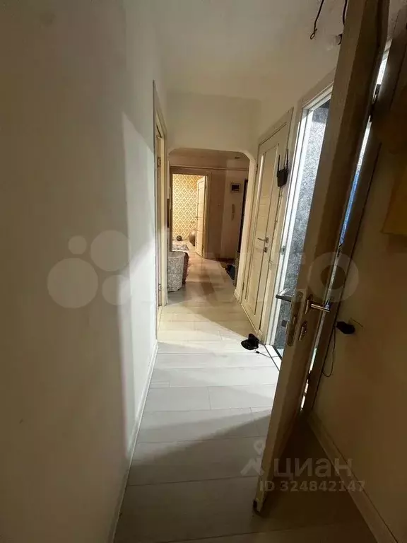 3-к кв. Саха (Якутия), Якутск 202-й мкр, 7 (64.0 м) - Фото 2