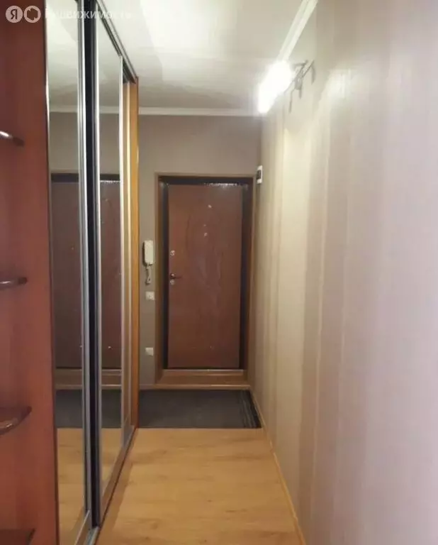 2-комнатная квартира: Новый Уренгой, Надымская улица, 7 (57.2 м) - Фото 0