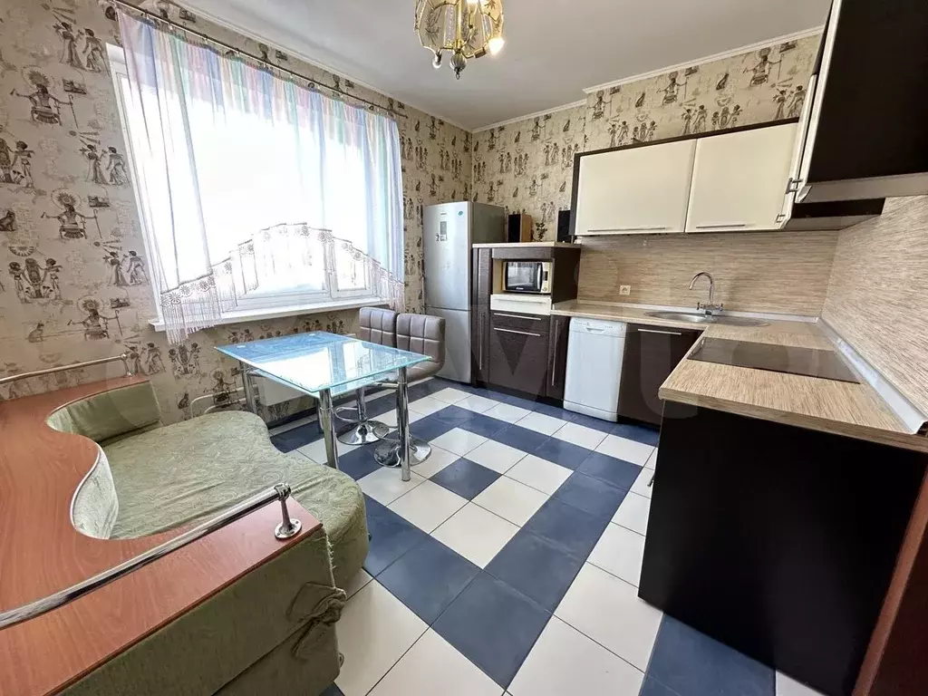 1-к. квартира, 40м, 8/9эт. - Фото 1