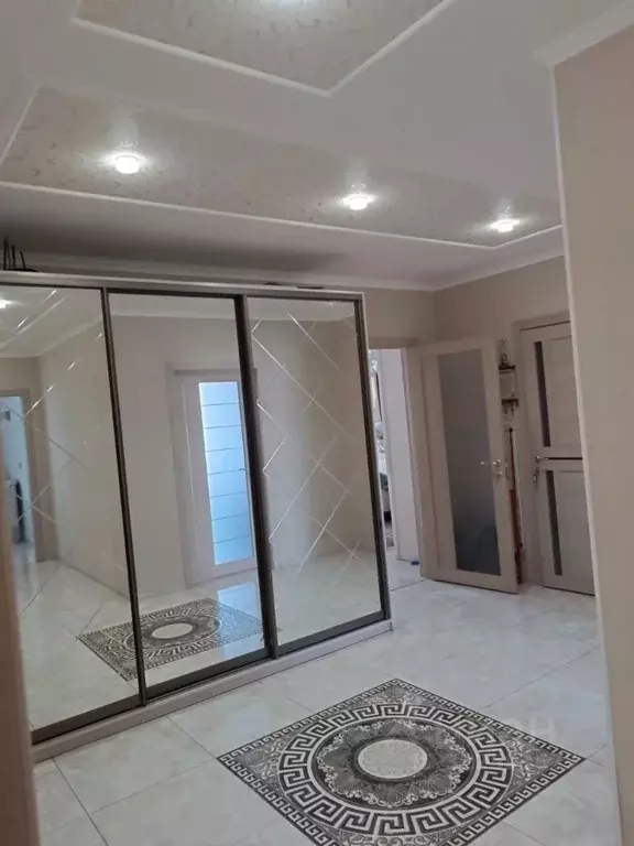 2-к кв. Саха (Якутия), Якутск ул. Богдана Чижика, 1 (88.0 м) - Фото 1