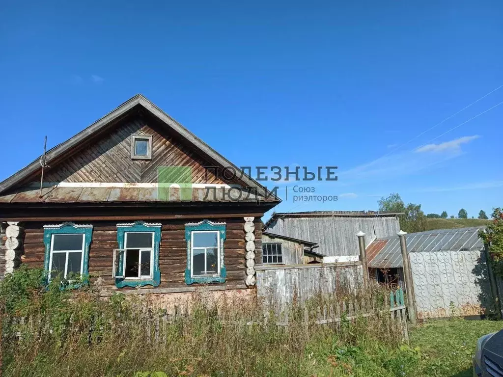 Дом в Удмуртия, Малопургинский район, с. Бураново Аптечная ул. (50 м) - Фото 1