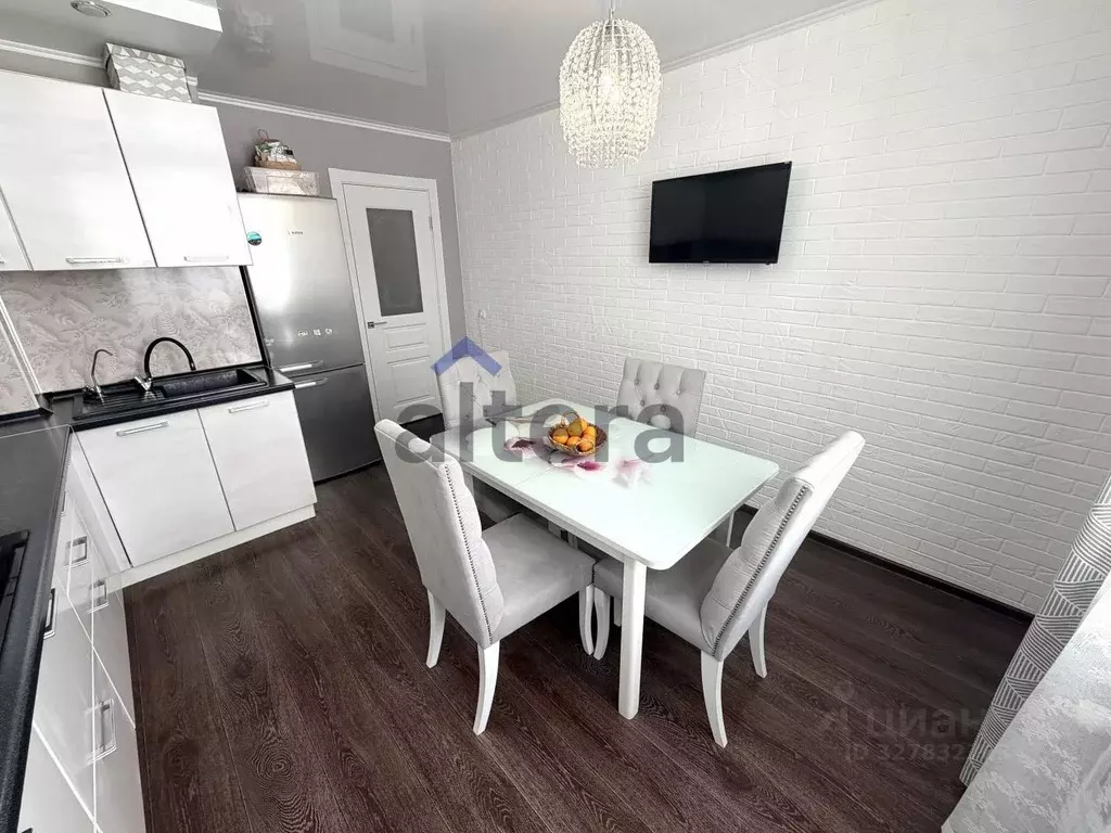 2-к кв. Татарстан, Казань ул. Зилантовская, 20 (69.0 м) - Фото 1