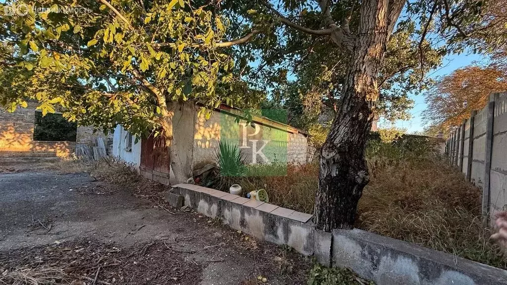 Дом в Чистенское сельское поселение, село Новозбурьевка, Центральная ... - Фото 1