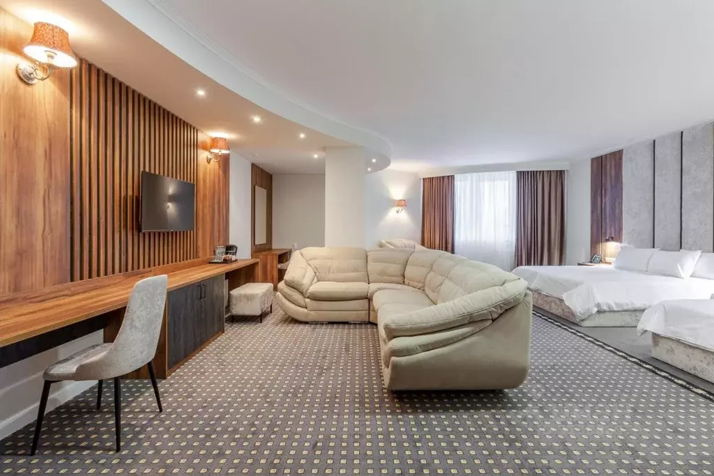 Комната Самарская область, Тольятти Коммунистическая ул., 12 (70.0 м) - Фото 1