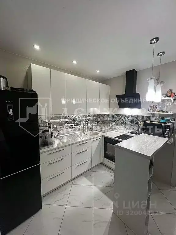 2-к кв. Кемеровская область, Кемерово бул. Строителей, 63 (63.3 м) - Фото 1