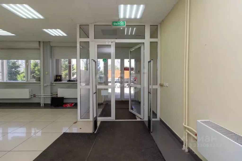 Помещение свободного назначения в Красноярский край, Красноярск ул. ... - Фото 1