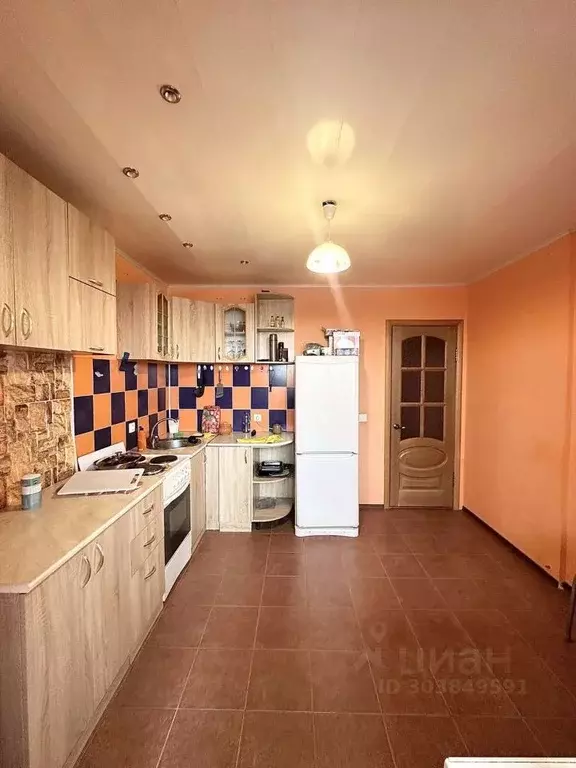 2-к кв. Брянская область, Брянск ул. Ромашина, 32 (72.3 м) - Фото 2