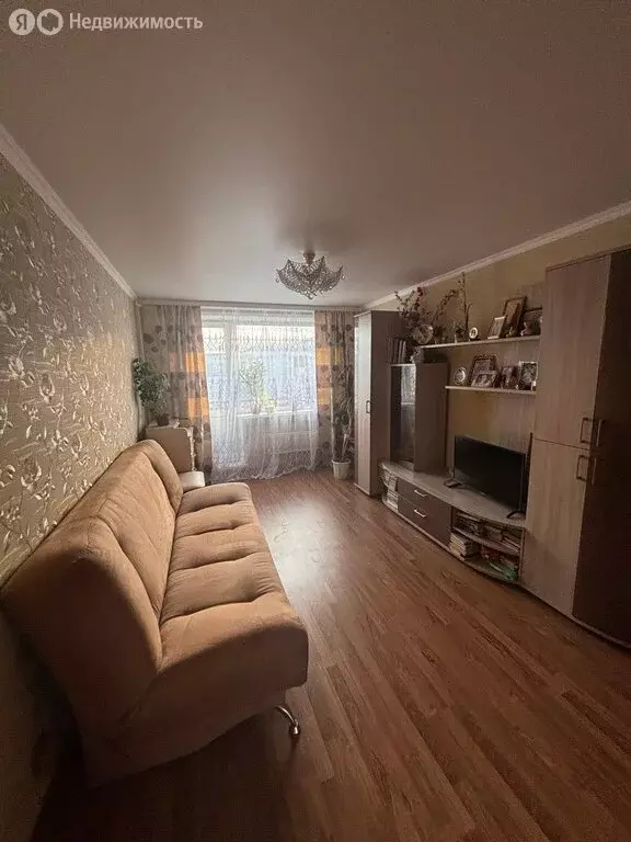 3-комнатная квартира: Омск, микрорайон Радуга, улица Жуковского, 31/1 ... - Фото 1