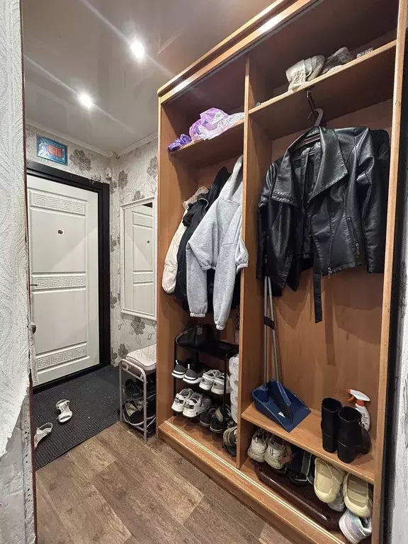 Продаётся 3-к квартира, 60 м - Фото 1