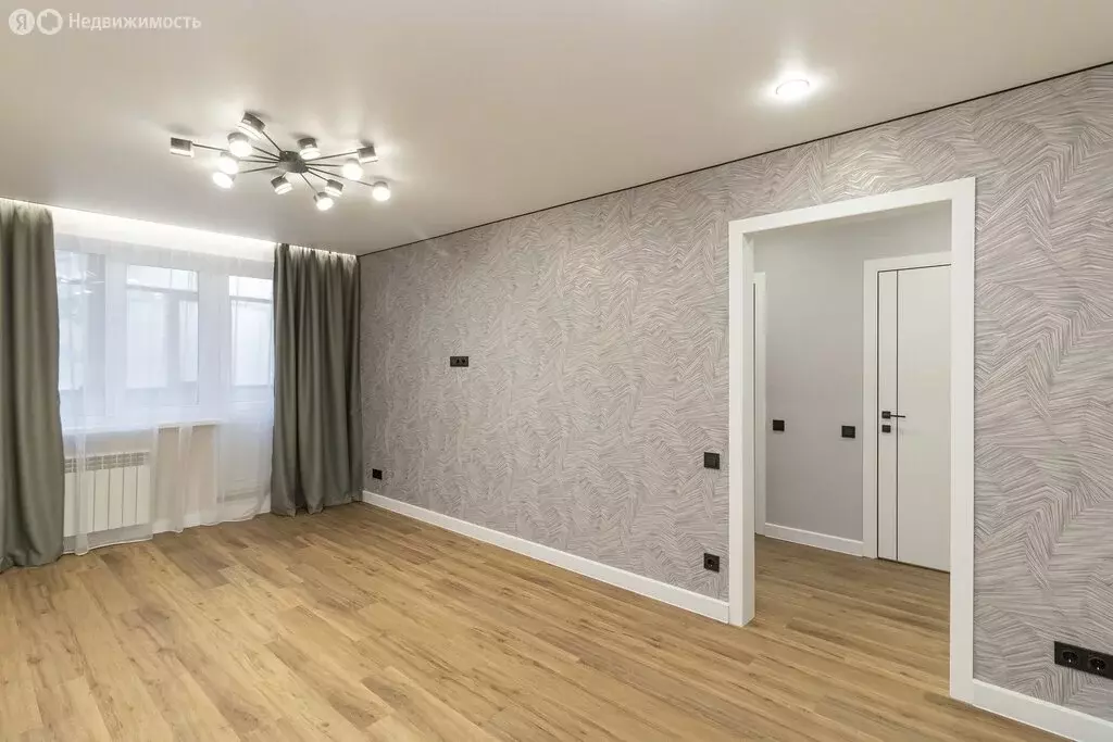 1-комнатная квартира: Тюмень, улица Немцова, 39 (33 м) - Фото 1