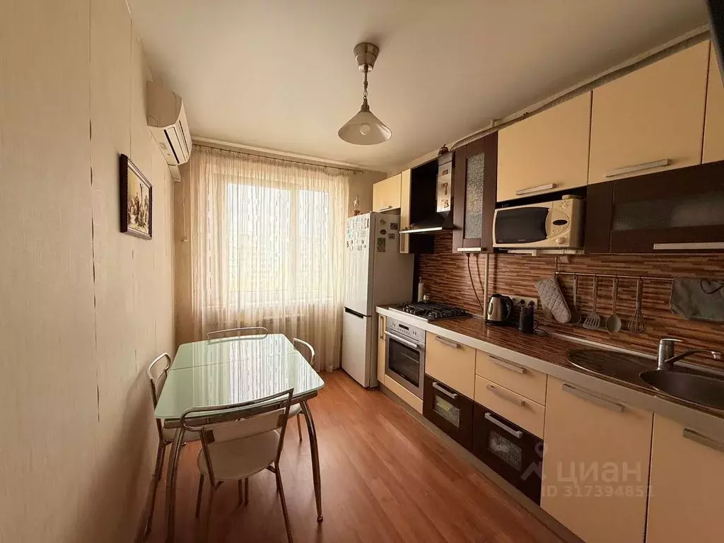 2-к кв. Волгоградская область, Волгоград ул. Рихарда Зорге, 49 (47.0 ... - Фото 0