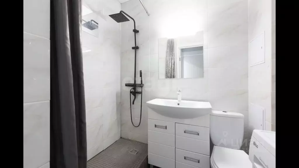 2-к кв. Башкортостан, Уфа ул. Просвещения, 5 (43.3 м) - Фото 2