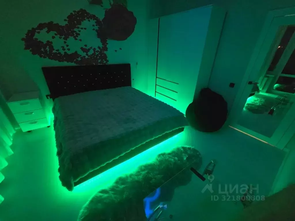 1-к кв. Челябинская область, Челябинск ул. Братьев Кашириных, 8А (44.0 ... - Фото 1