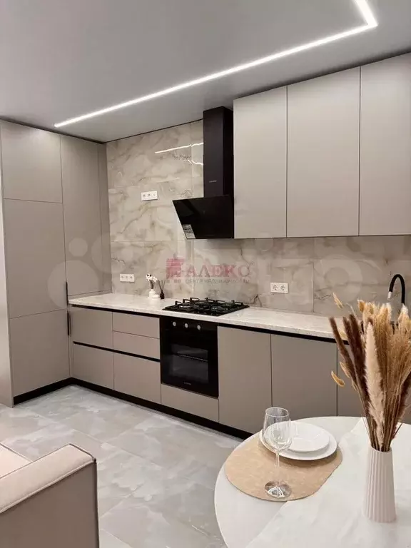 2-к. квартира, 50 м, 12/22 эт. - Фото 1