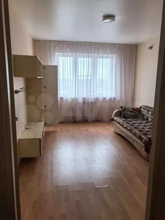 1-к. квартира, 46 м, 8/10 эт. - Фото 1