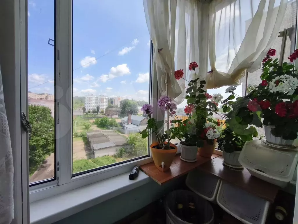 1-к. квартира, 28 м, 6/9 эт. - Фото 0