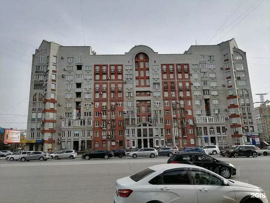 4-к кв. Омская область, Омск ул. Масленникова, 80 (160.9 м) - Фото 1