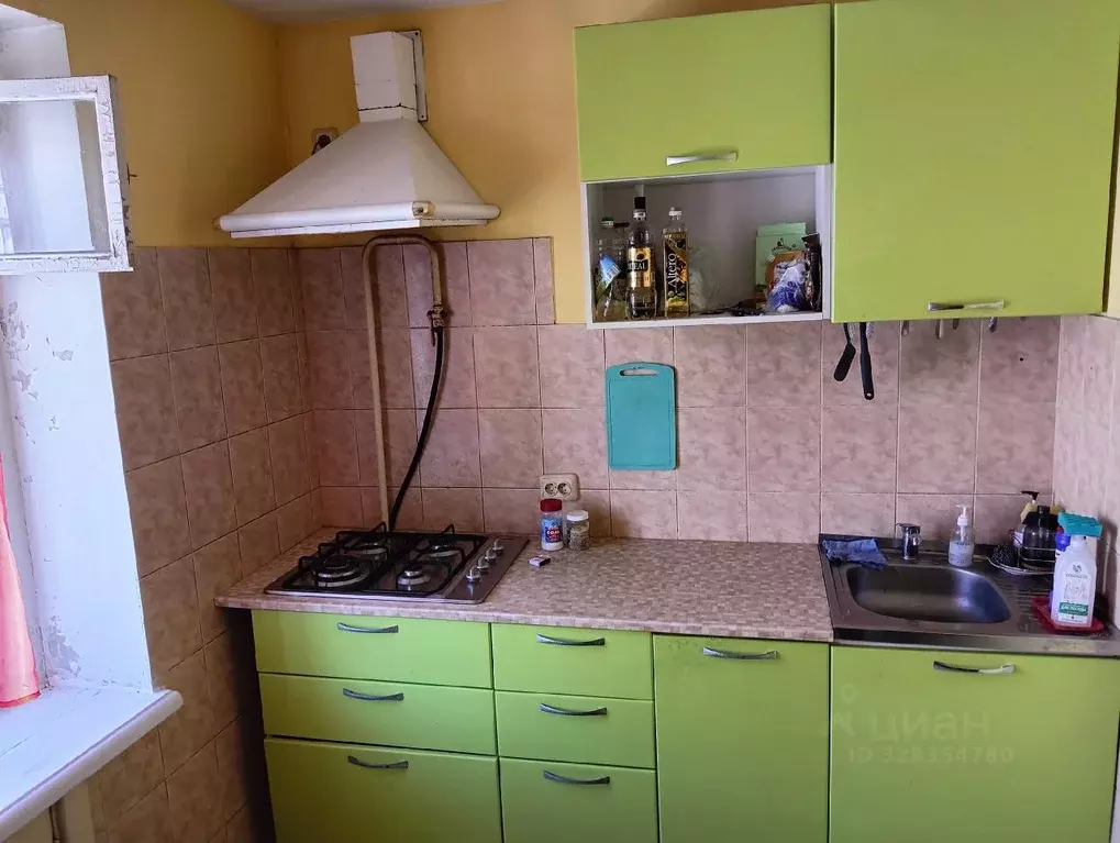 Комната Свердловская область, Екатеринбург ул. Победы, 94 (12.0 м) - Фото 1