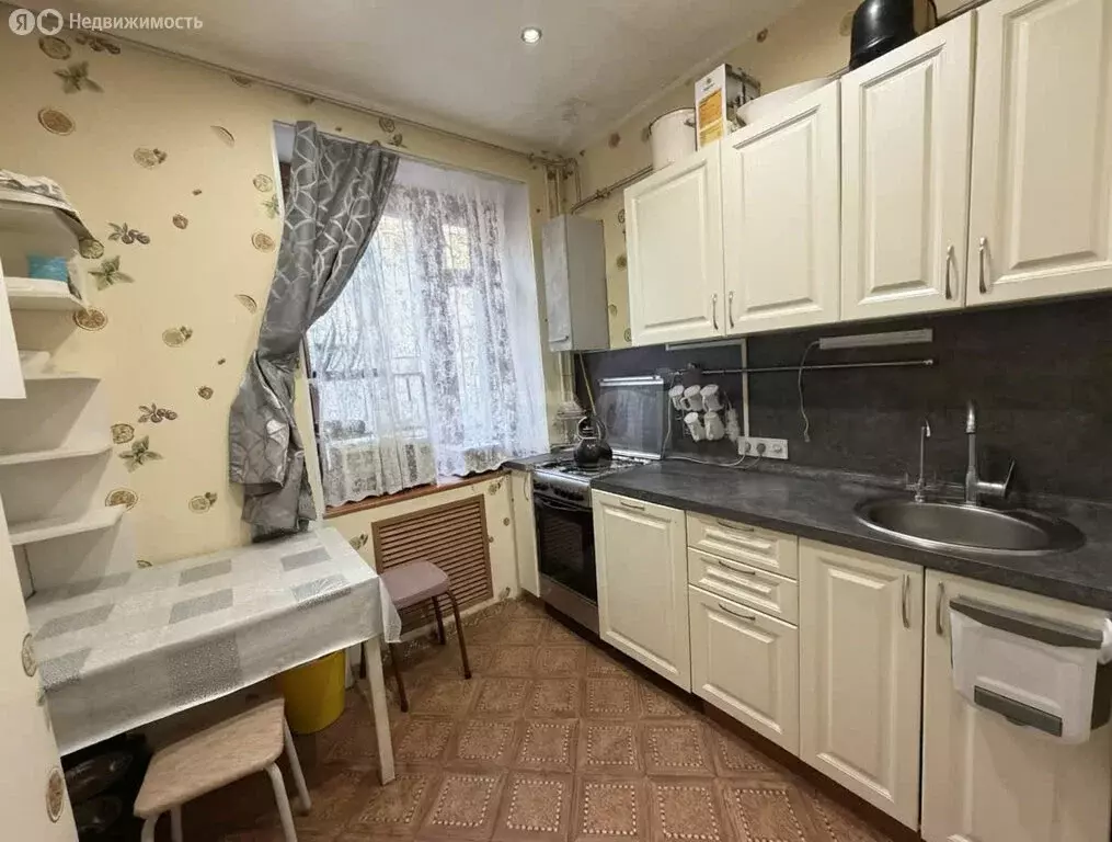 2-комнатная квартира: Ярославль, улица Карла Либкнехта, 32 (46 м) - Фото 1