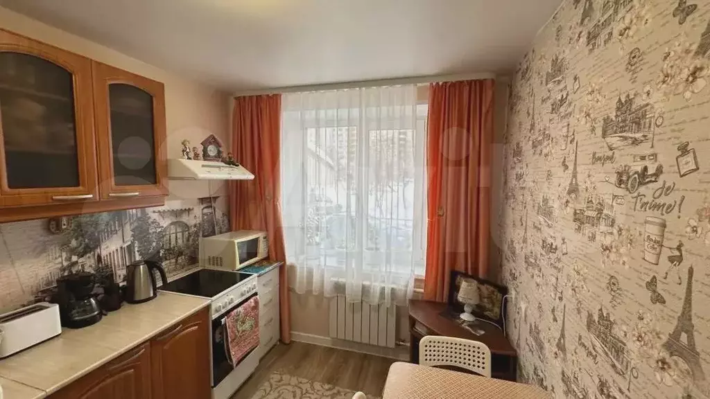 3-к. квартира, 70м, 1/10эт. - Фото 0