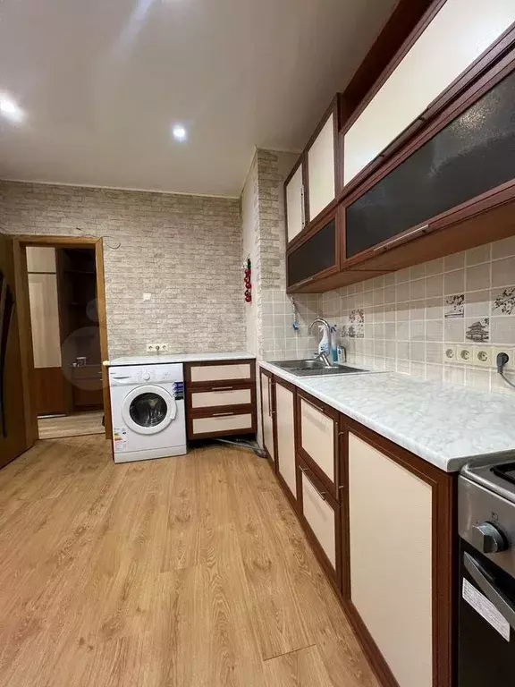 2-к. квартира, 54 м, 8/10 эт. - Фото 1