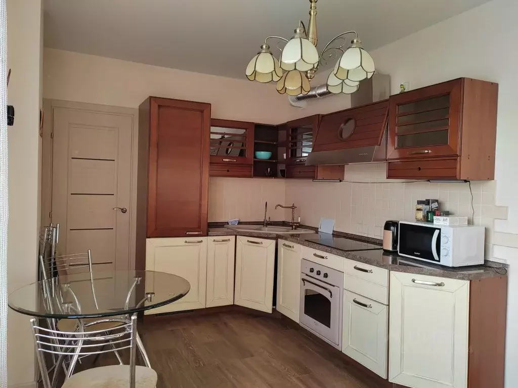 1-к кв. Тюменская область, Тюмень ул. Дмитрия Менделеева, 14 (46.0 м) - Фото 1