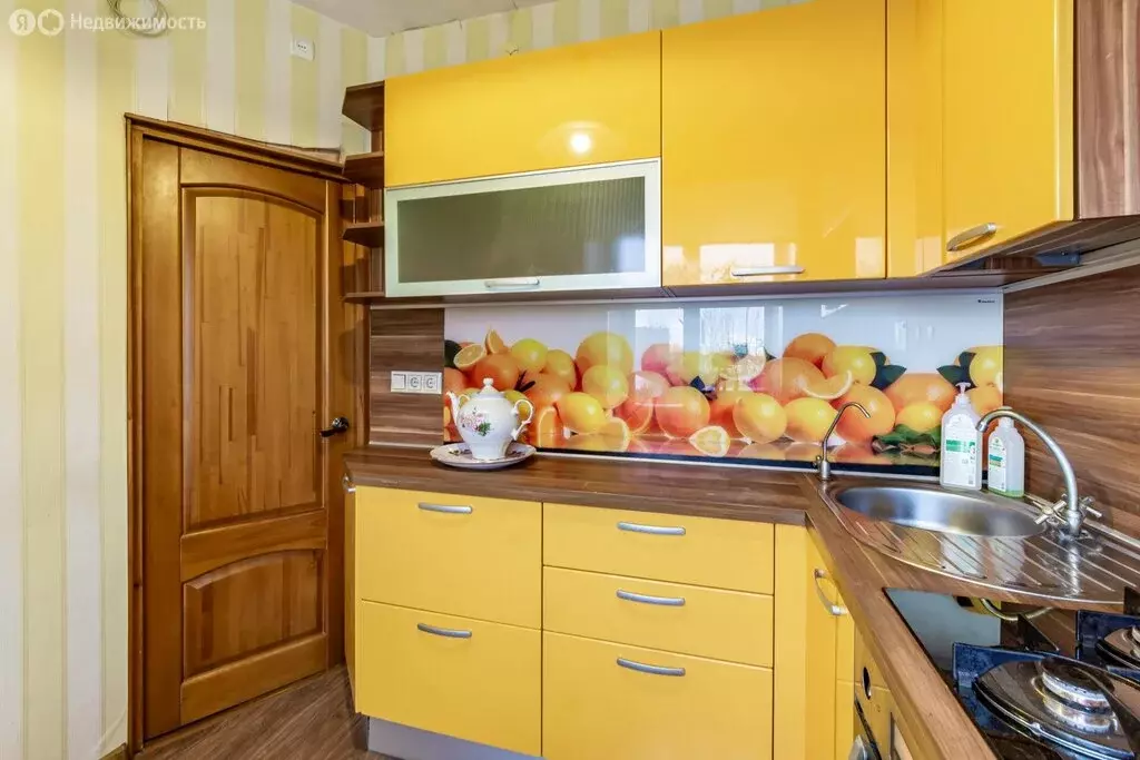 2-комнатная квартира: Екатеринбург, жилой район Вторчермет, ... - Фото 1