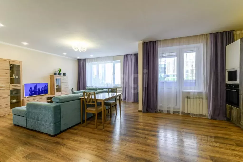 3-к кв. Татарстан, Казань ул. Сибгата Хакима, 5 (97.6 м) - Фото 0