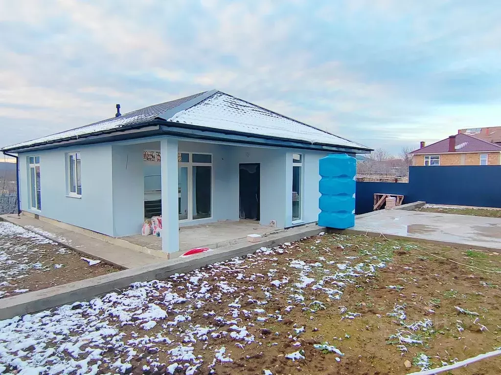 Дом в Севастополь с. Орлиное, ул. Тенистая (130 м) - Фото 1