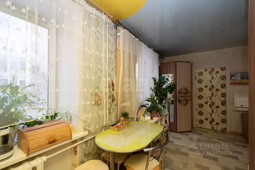 2-к кв. Иркутская область, Иркутск Российская ул., 1 (42.6 м) - Фото 1