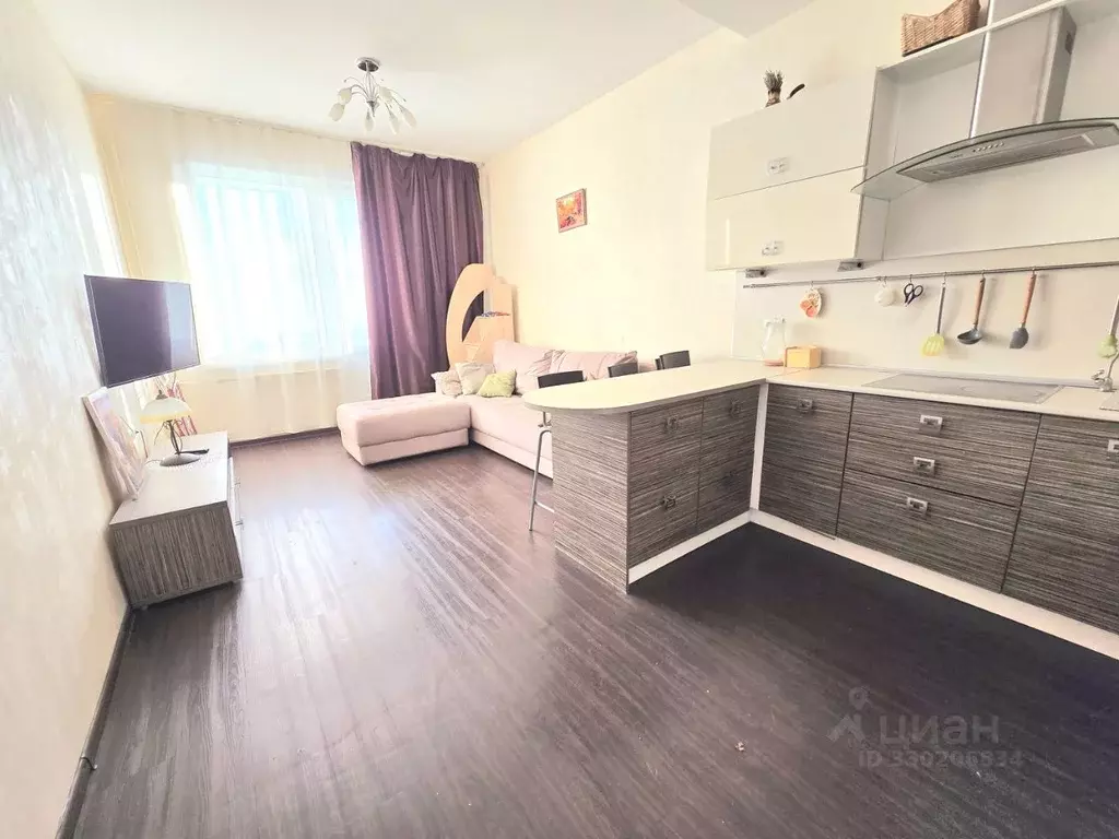 3-к кв. Кемеровская область, Кемерово просп. Шахтеров, 62Б (75.1 м) - Фото 2