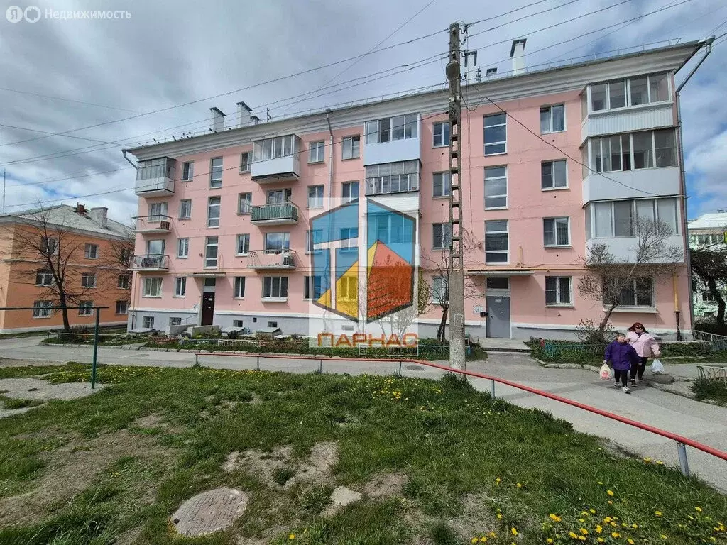 2-комнатная квартира: Краснотурьинск, Молодёжная улица, 18 (44.2 м) - Фото 0