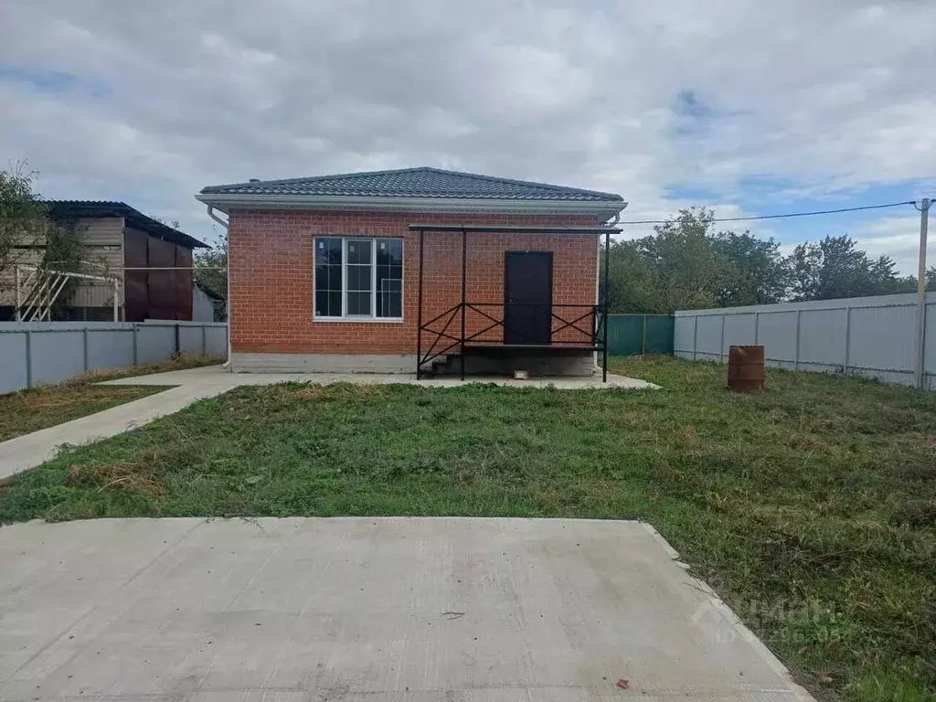 Дом в Краснодарский край, Динской район, Пластуновское с/пос, ... - Фото 1